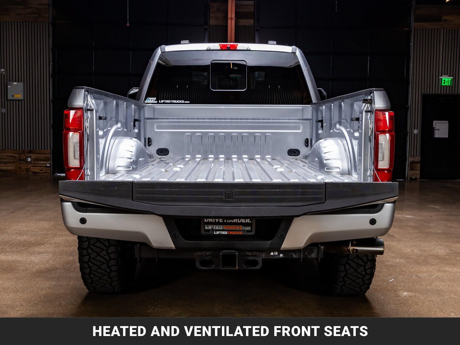 Used 2021 Ford F350 Platinum AWD/4WD image 9