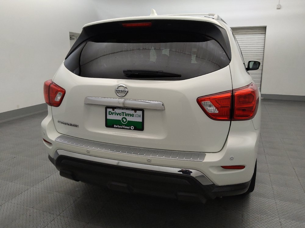 Used 2020 Nissan Pathfinder S FWD image 7