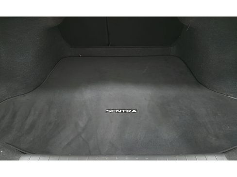 Used 2022 Nissan Sentra SR w/ Electronics Package FWD image 15