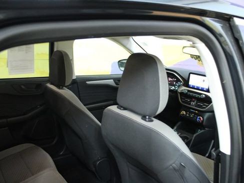 Used 2022 Ford Escape SE AWD/4WD image 10