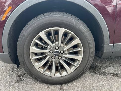 Used 2020 Lincoln Nautilus Reserve AWD/4WD image 27