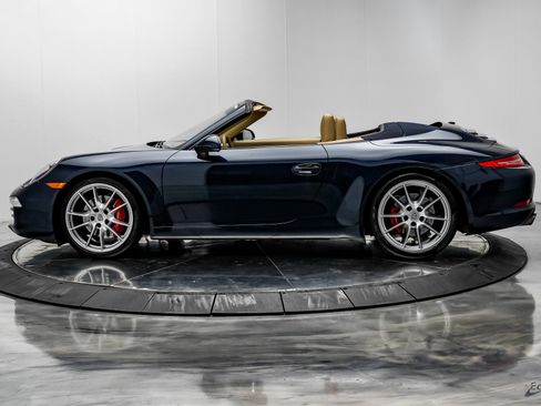 Used 2015 Porsche 911 Carrera S image 6