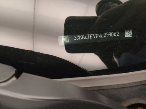 Used 2022 GMC Terrain SLE AWD/4WD image 33