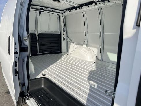 New 2026 GMC Savana 2500 w/ Driver Convenience Package image 20