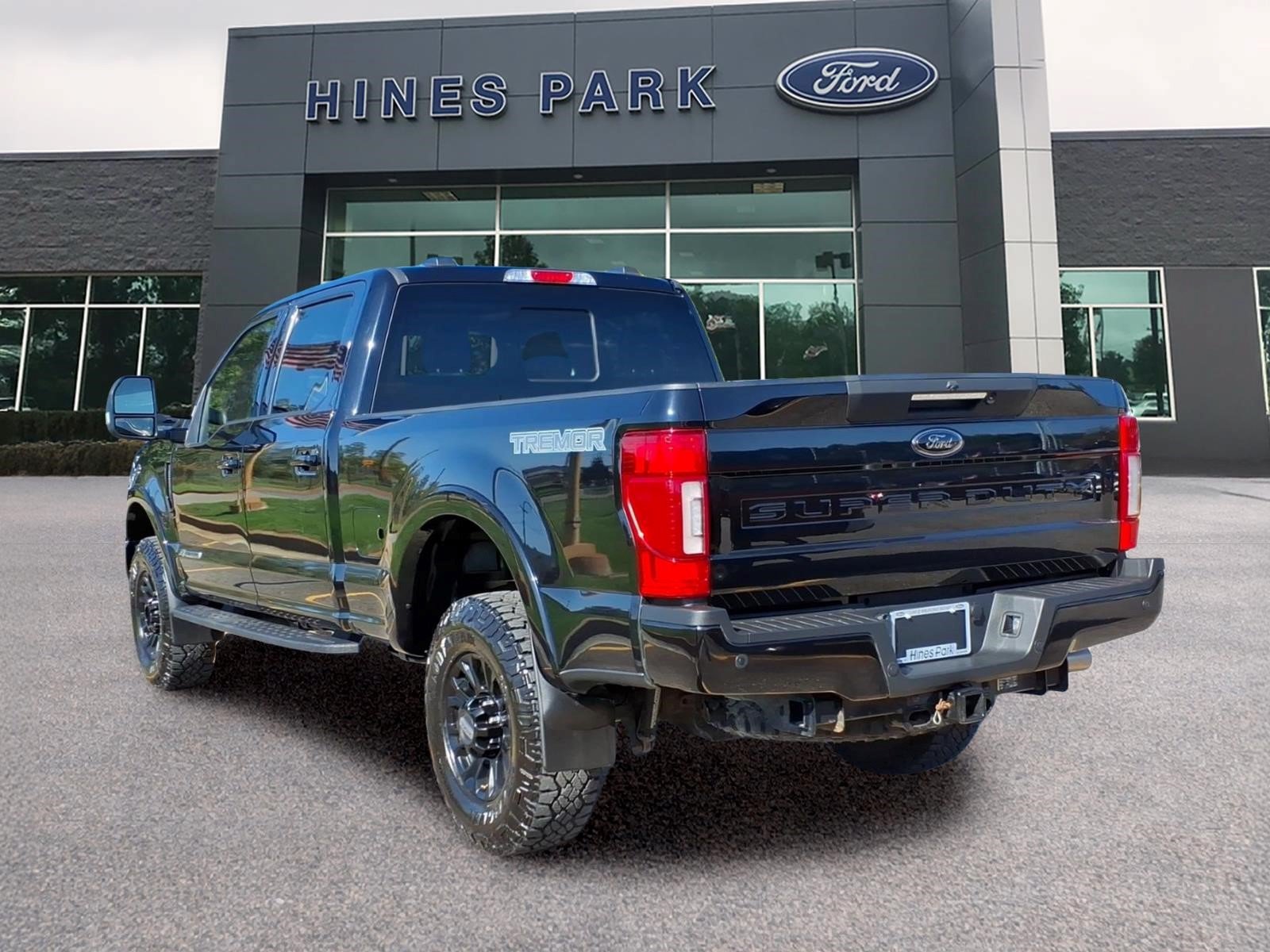 Used 2021 Ford F350 Lariat AWD/4WD image 5