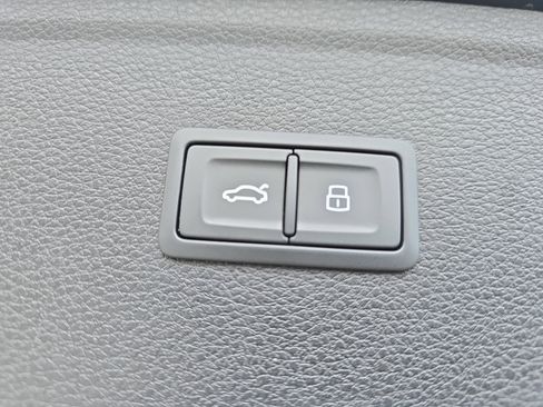 Certified 2023 Audi Q5 2.0T Premium Plus w/ Premium Plus Package image 13