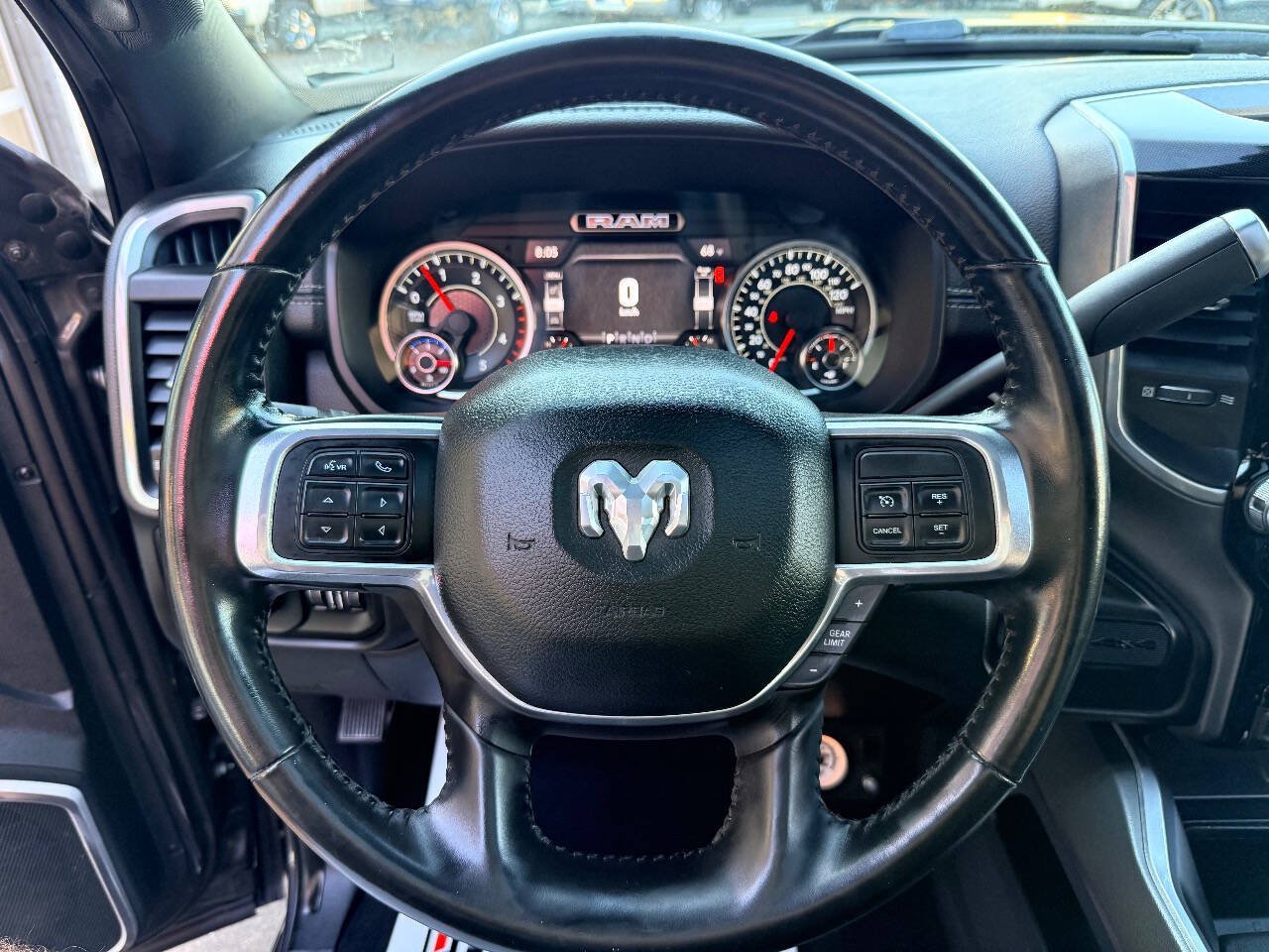 Used 2020 RAM 2500 Laramie w/ Night Edition AWD/4WD image 25