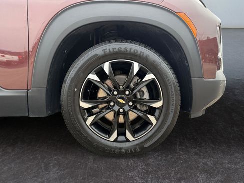 Used 2022 Chevrolet TrailBlazer LT w/ LPO, Blackout Package image 27