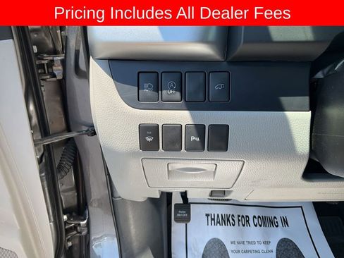 Used 2019 Toyota Highlander Limited FWD image 8