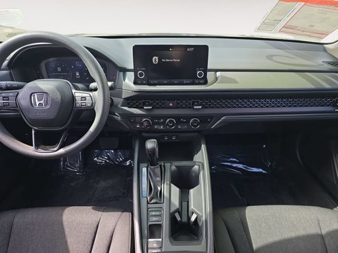Used 2023 Honda Accord EX image 10