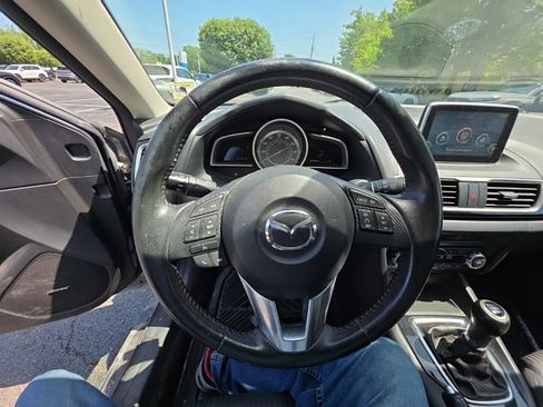 Used 2016 MAZDA MAZDA3 i Touring w/ Popular Equipment Package FWD image 13