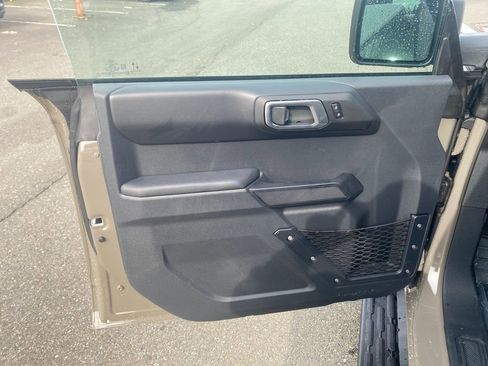 New 2026 Ford Bronco Outer Banks w/ Sasquatch Package image 24