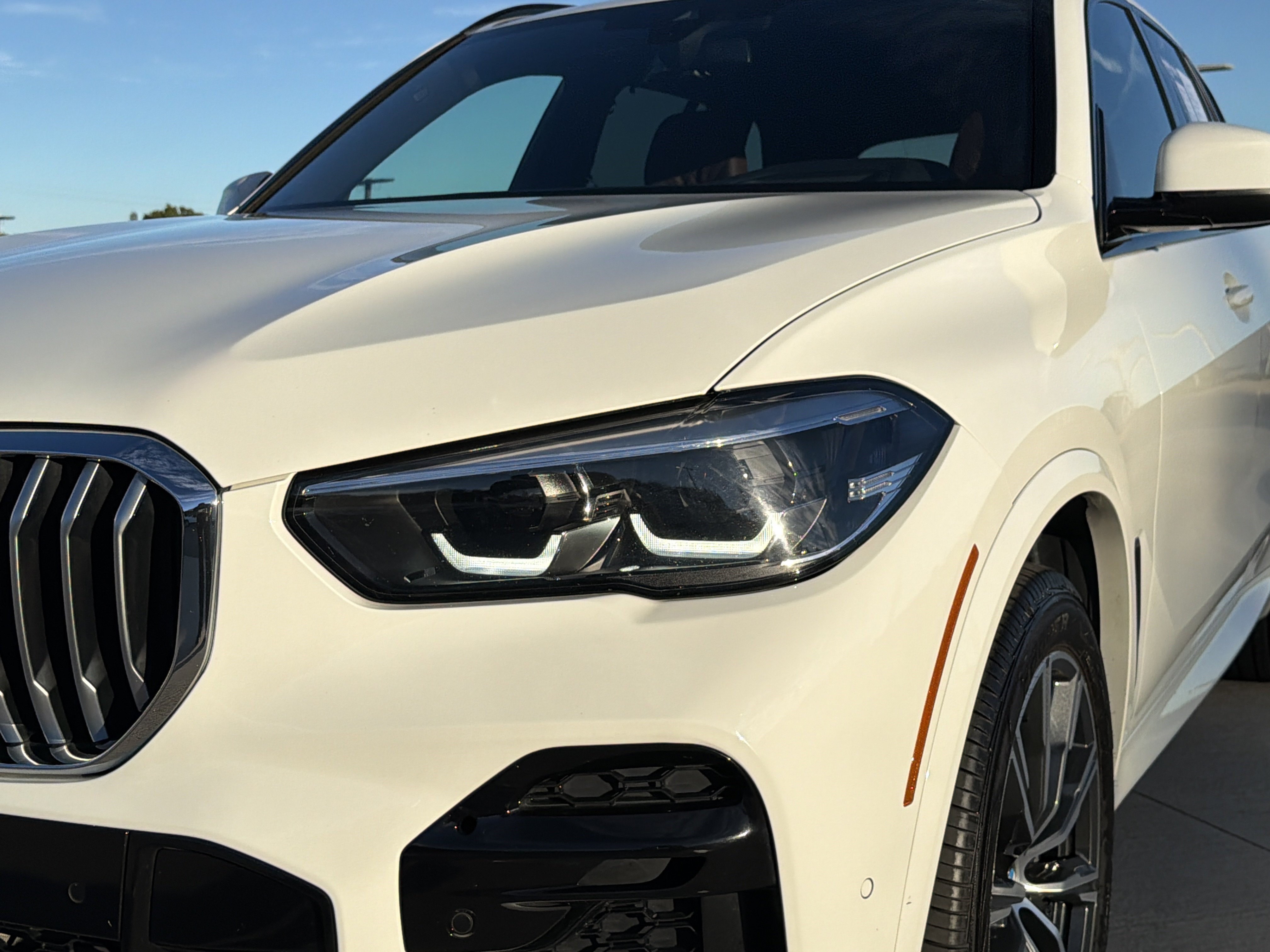 Used 2023 BMW X5 sDrive40i w/ M Sport Package RWD image 6
