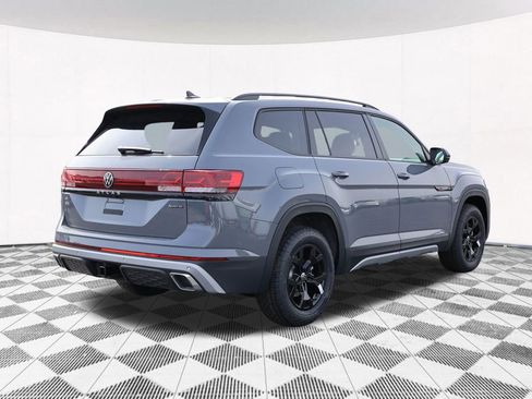 New 2025 Volkswagen Atlas Peak Edition SE image 13
