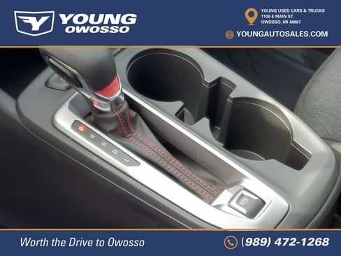 Used 2024 Chevrolet Trax RS FWD image 16