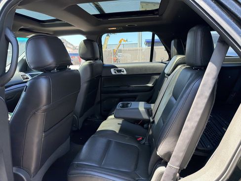Used 2014 Ford Explorer Limited w/ Equipment Group 302A AWD/4WD image 11
