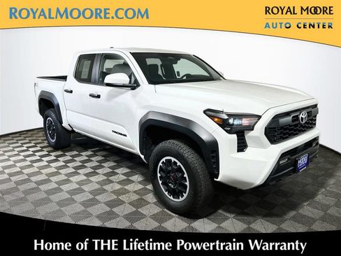 Used 2024 Toyota Tacoma TRD Off-Road AWD/4WD image 1