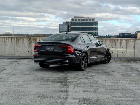 Used 2024 Volvo S60 B5 Plus w/ Climate Package image 4