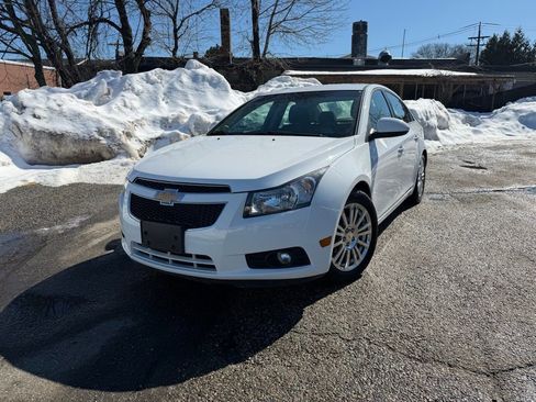 Used 2012 Chevrolet Cruze Eco image 1
