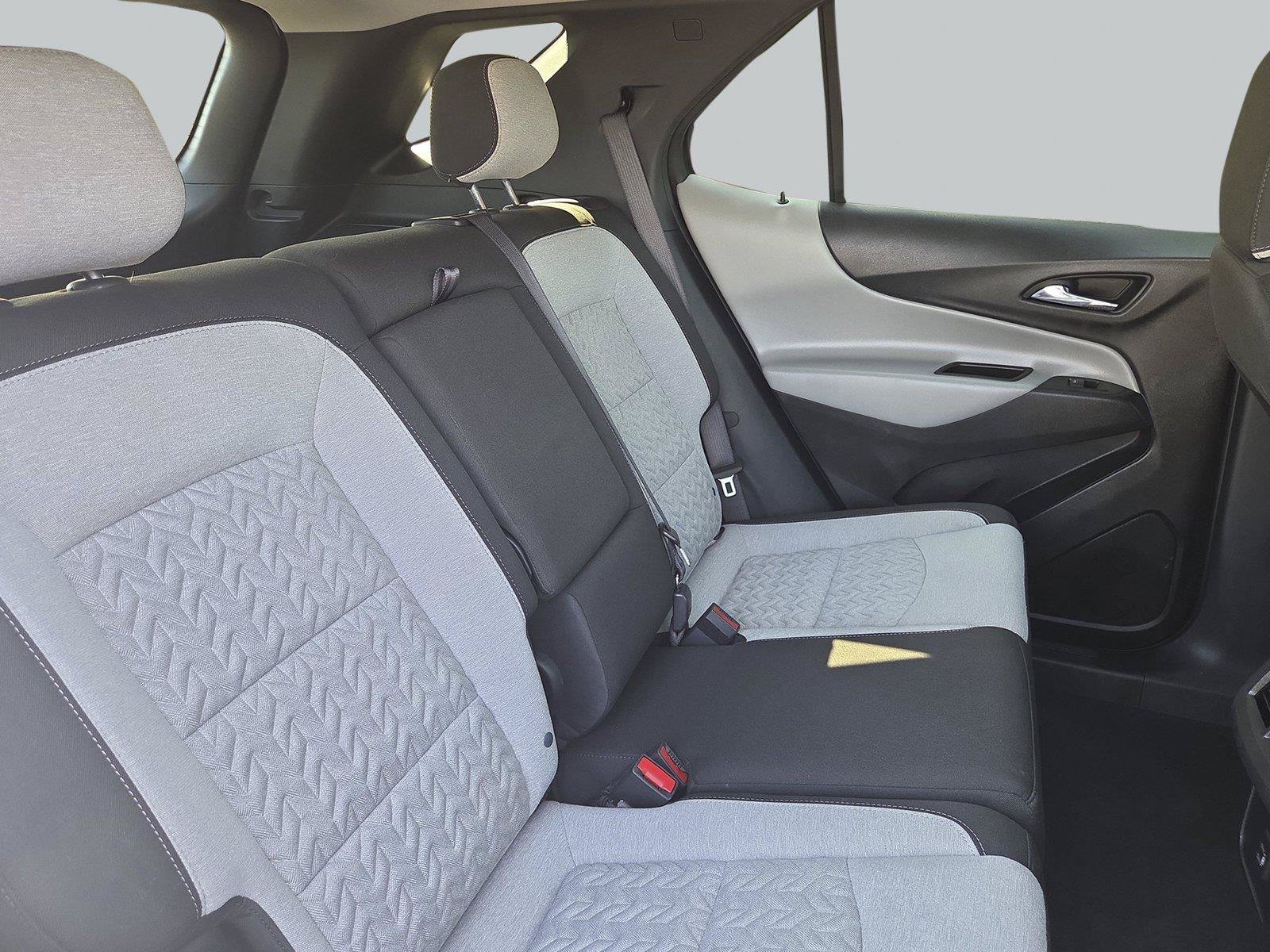 Used 2024 Chevrolet Equinox LT AWD/4WD image 32