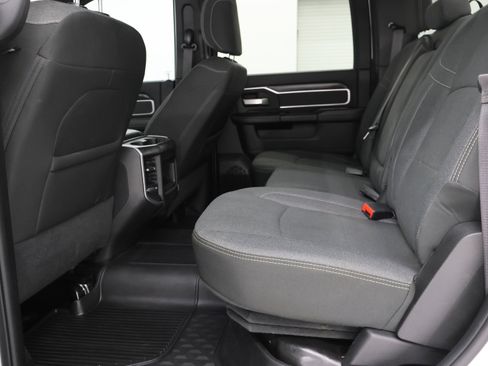 Used 2022 RAM 2500 Big Horn w/ Night Edition AWD/4WD image 9