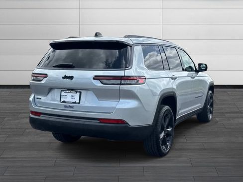 New 2026 Jeep Grand Cherokee L Limited AWD/4WD image 4