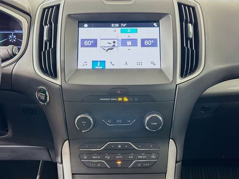 Used 2019 Ford Edge SEL w/ Equipment Group 201A AWD/4WD image 24