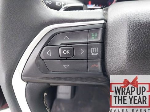 Used 2024 Jeep Grand Cherokee L Altitude image 9