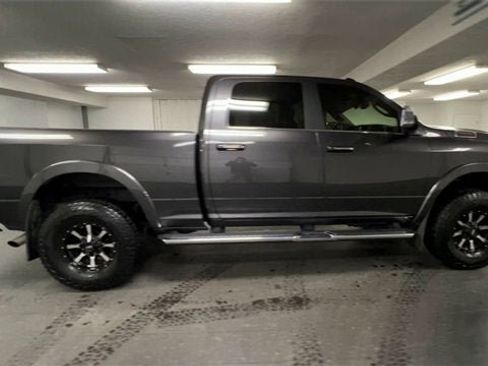 Used 2022 RAM 2500 Laramie image 9