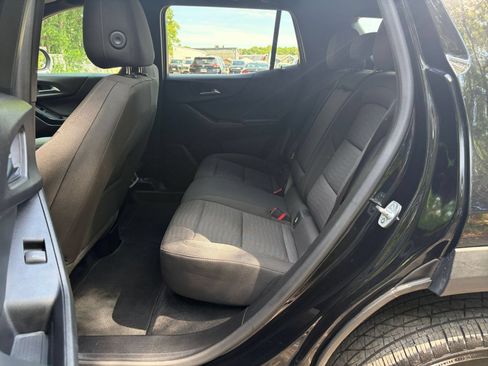 Used 2025 Chevrolet Equinox LT FWD image 25