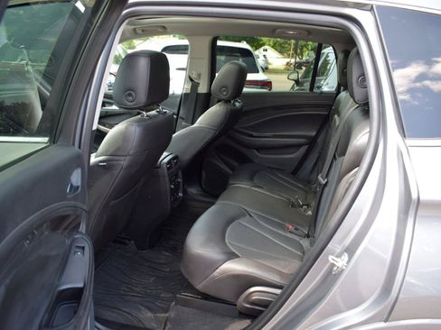 Used 2019 Buick Envision Essence AWD/4WD image 38