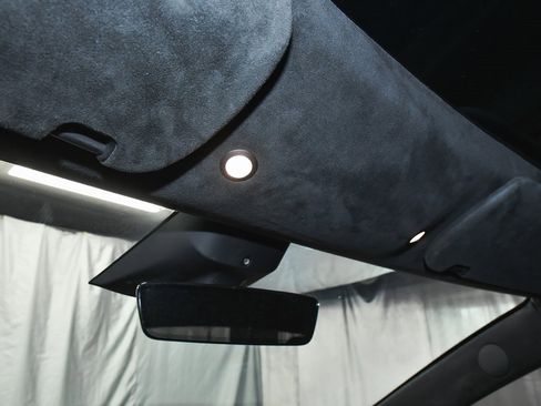 Used 2021 Tesla Model S Plaid image 36