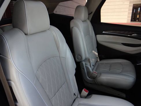Used 2023 Buick Enclave Avenir w/ Avenir Technology Package AWD/4WD image 25