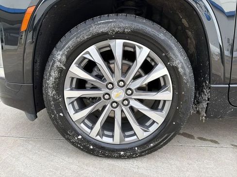 Certified 2023 Chevrolet Traverse Premier image 12