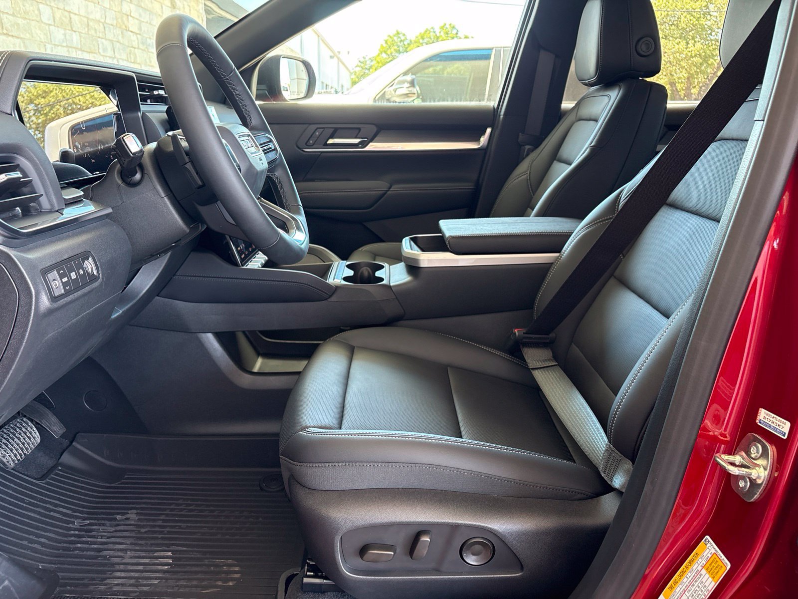 New 2027 GMC Terrain Elevation w/ Elevation Premium Package FWD image 14