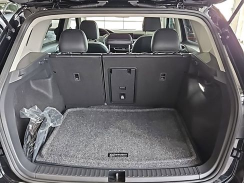 New 2026 Volkswagen Taos SE AWD/4WD image 19