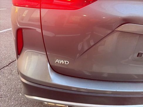 Used 2019 INFINITI QX50 Luxe w/ Navigation Package image 9