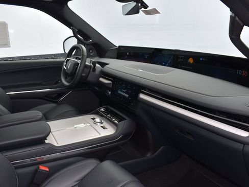 New 2025 Lincoln Navigator L Reserve w/ Jet Appearance Package image 8