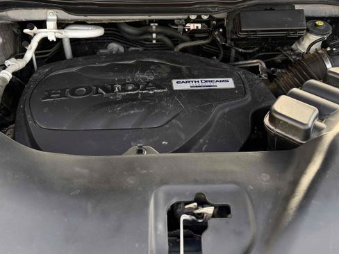 Used 2019 Honda Pilot Elite image 40