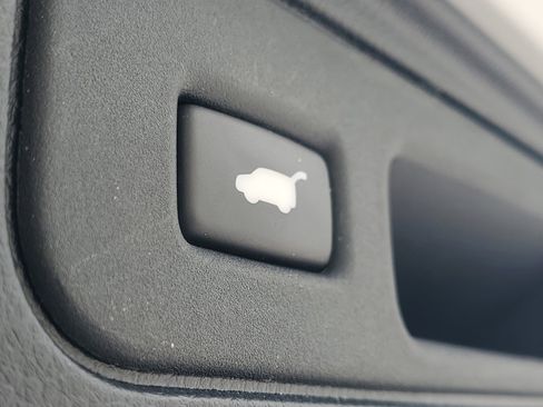 Used 2023 Honda Passport EX-L image 10