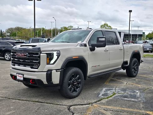 New 2026 GMC Sierra 2500 AT4 w/ AT4 Premium Plus Package AWD/4WD image 5