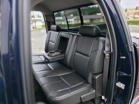 Used 2011 Chevrolet Silverado 3500 LTZ image 56