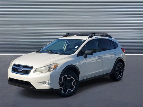 Used 2015 Subaru Crosstrek 2.0i image 1