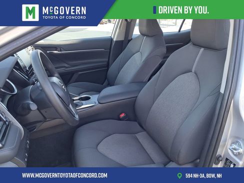 Used 2023 Toyota Camry LE image 10