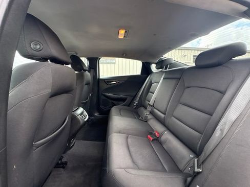 Used 2021 Chevrolet Malibu LT FWD image 15
