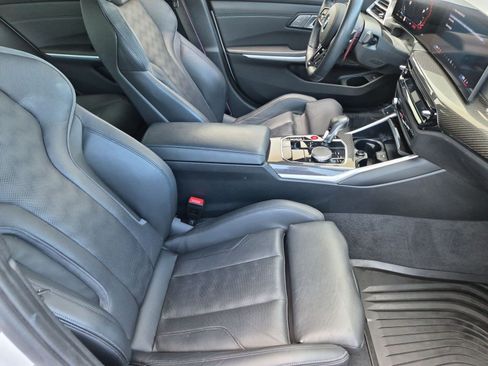 Used 2025 BMW M3 Competition AWD/4WD image 32