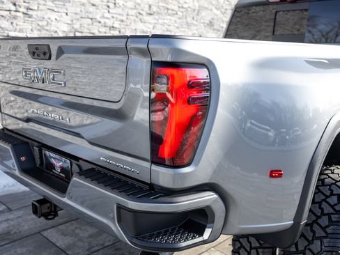 Used 2026 GMC Sierra 3500 Denali Ultimate image 24