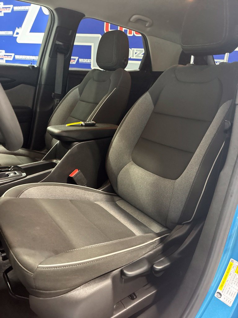 Used 2025 Chevrolet TrailBlazer LT AWD/4WD image 13