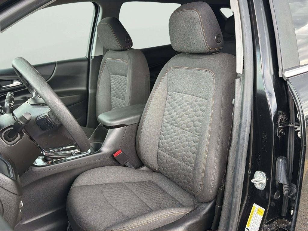 Used 2021 Chevrolet Equinox LT AWD/4WD image 12