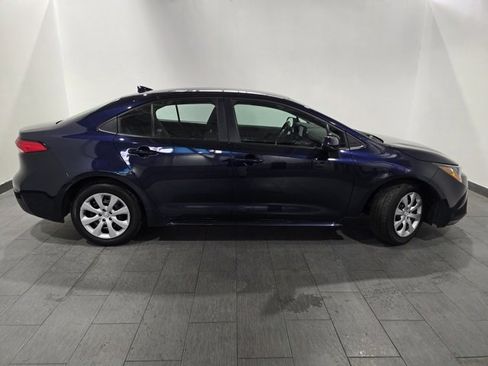 Used 2023 Toyota Corolla LE image 6